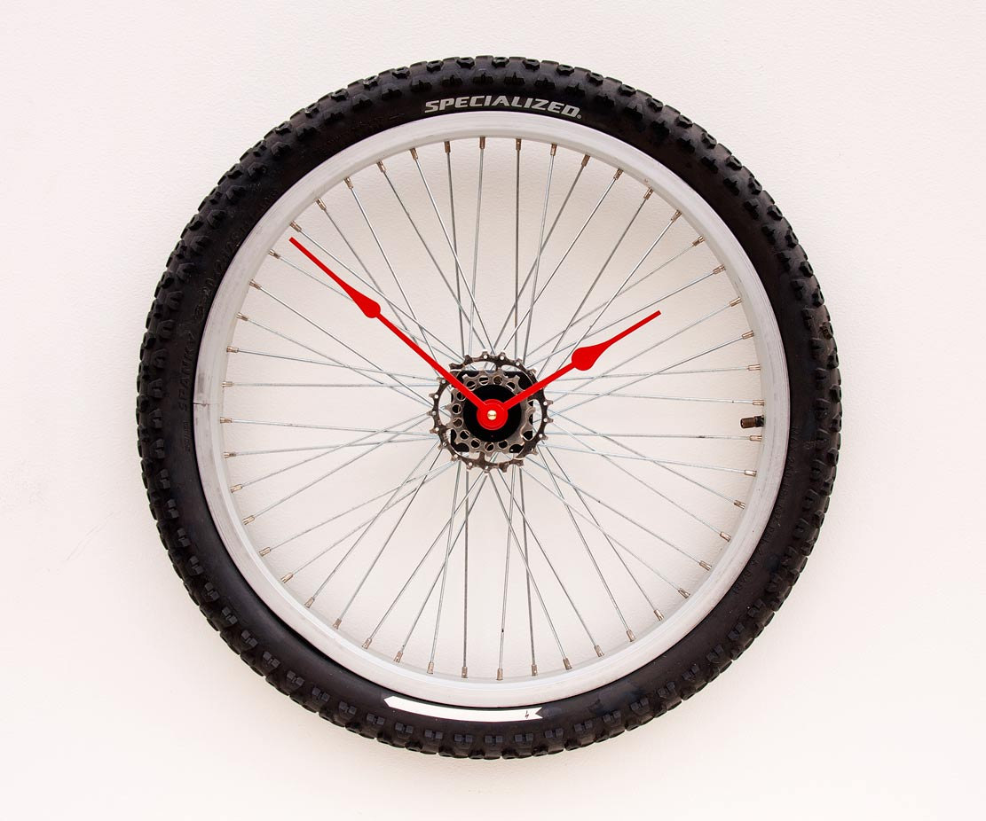 Bike wheel clock