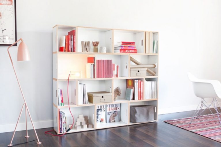 Bookcase made of modular boxes